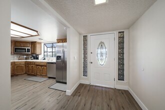 4304 Milo Ave in Bakersfield, CA - Building Photo - Building Photo