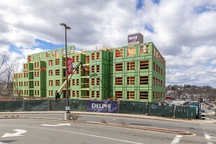 375 Cummins Hwy in Boston, MA - Building Photo