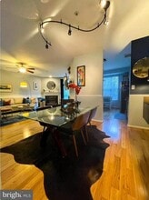 10204 Crested Iris Dr in Gaithersburg, MD - Building Photo - Building Photo