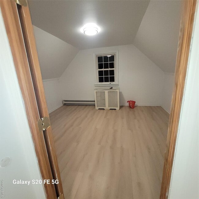 246-07 87th Ave in Queens, NY - Building Photo - Building Photo