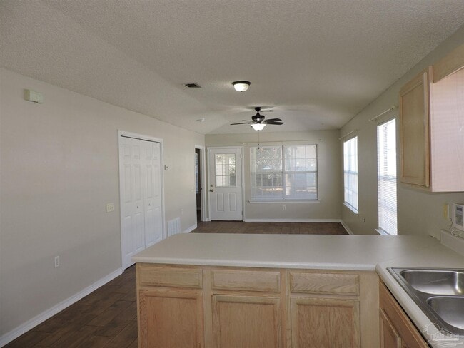 4058 Glenway Dr in Pensacola, FL - Building Photo - Building Photo
