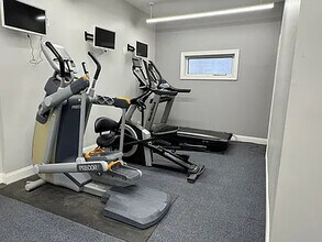 Forest Glen Apartments in La Grange Park, IL - Foto de edificio - Building Photo