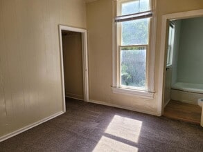 2415 Baker St in Baker City, OR - Building Photo - Building Photo