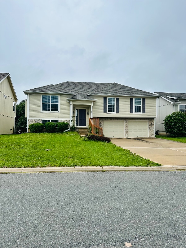 property at 813 Glenview St