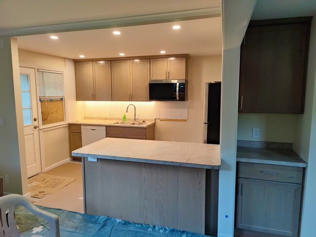 property at 3 Pleasant St
