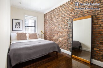 535 Hudson St in New York, NY - Building Photo - Building Photo