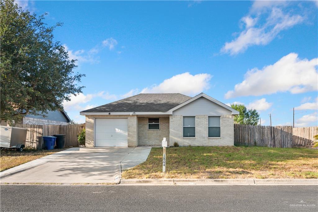 1804 Grayson Ave in McAllen, TX - Building Photo