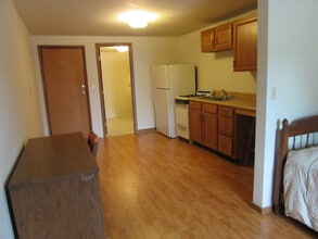4537 Piedmont Rd in Huntington, WV - Building Photo - Building Photo