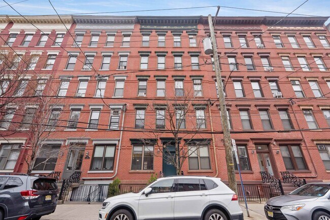 809 Park Ave in Hoboken, NJ - Building Photo - Building Photo