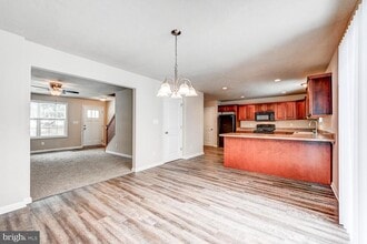 180 Breezewood Dr in Hanover, PA - Building Photo - Building Photo