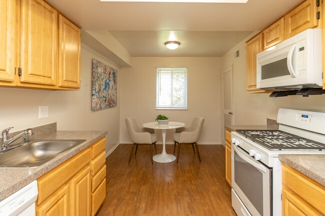 The Worthington in Pikesville, MD - Building Photo - Interior Photo