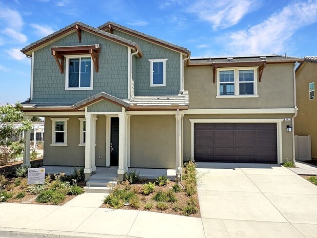 property at 742 Kingbird Lp