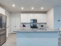 313 Dipprey Ln, Unit 1326 in Georgetown, TX - Building Photo - Building Photo