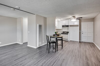 Regency Plaza Apartment Homes photo'