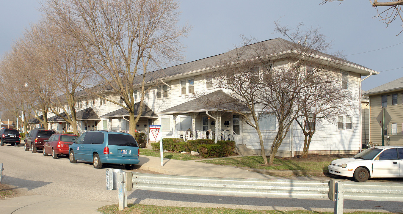 710 E Laverock Rd in Indianapolis, IN - Foto de edificio