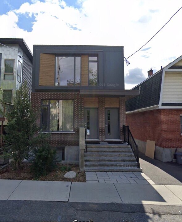 476 Sunnyside Av in Ottawa, ON - Building Photo