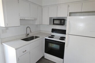 6905 3rd St N in St. Petersburg, FL - Building Photo - Building Photo