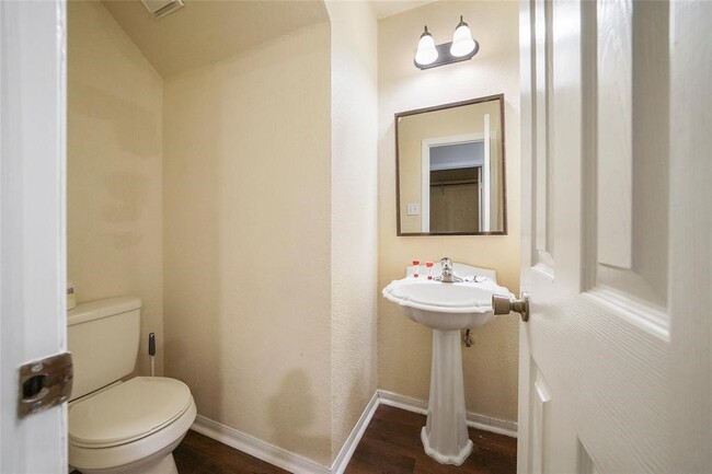 property at 174 Ramwind Ct