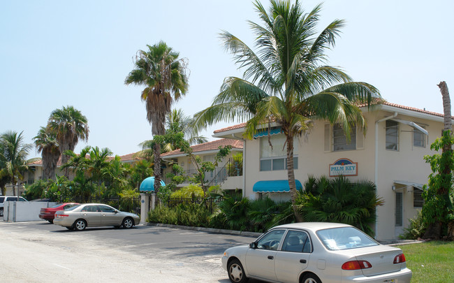 Palm Key Apartments in Fort Lauderdale, FL - Building Photo - Building Photo