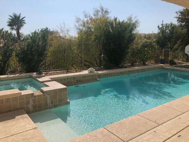 property at 2917 Tropicbird Dr
