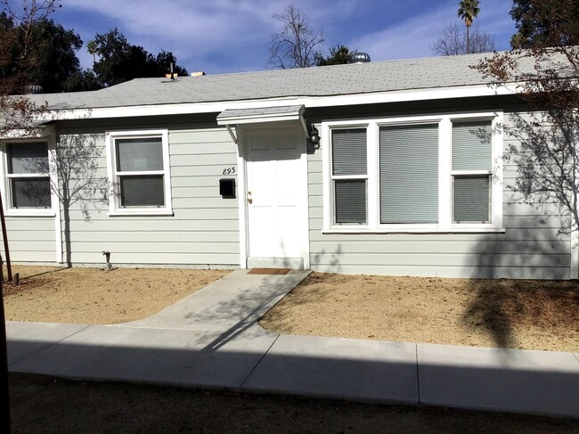 893 N Oakland Ave, Unit 3