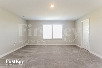 2368 S Carlota Dr in New Palestine, IN - Building Photo - Building Photo