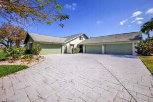 2617 SE 23rd Ave in Cape Coral, FL - Building Photo