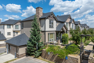 207 Kincora Ln NW in Calgary, AB - Building Photo - Primary Photo