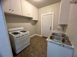 1109 Harrison St in Wichita Falls, TX - Building Photo - Building Photo
