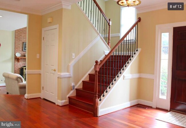 9706 Middleton Ridge Rd in Vienna, VA - Building Photo - Building Photo
