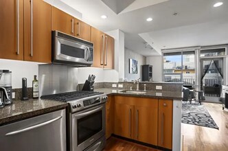 321 Tenth Ave in San Diego, CA - Building Photo - Building Photo