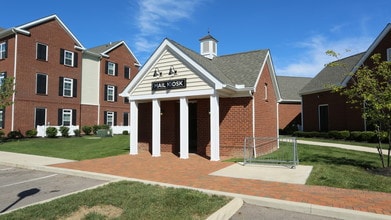 Arlington Park in Hilliard, OH - Building Photo - Building Photo