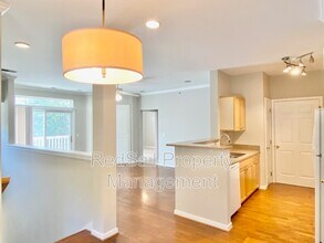 700 River Rock Way in Newport News, VA - Building Photo - Building Photo