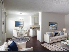 447 W Elk Ave, Unit 447 w elk glendale in Glendale, CA - Building Photo