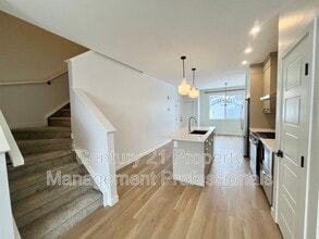 280 Paterson Link SW in Edmonton, AB - Building Photo - Building Photo