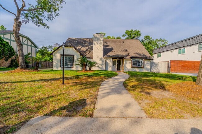 property at 19314 Enchanted Oaks Dr