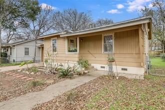 200 Nelray Blvd in Austin, TX - Building Photo - Building Photo