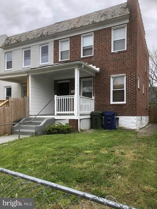 3023 Oakford Ave in Baltimore, MD - Building Photo