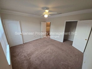 10479 Villa View Cir in Tampa, FL - Building Photo - Building Photo