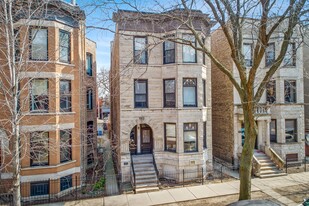 3525 N Wilton Ave, Unit 2F in Chicago, IL - Building Photo