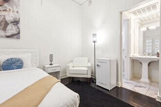508 Chartres St in New Orleans, LA - Building Photo - Building Photo