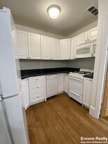 64 Hemenway St, Unit 23 in Boston, MA - Building Photo