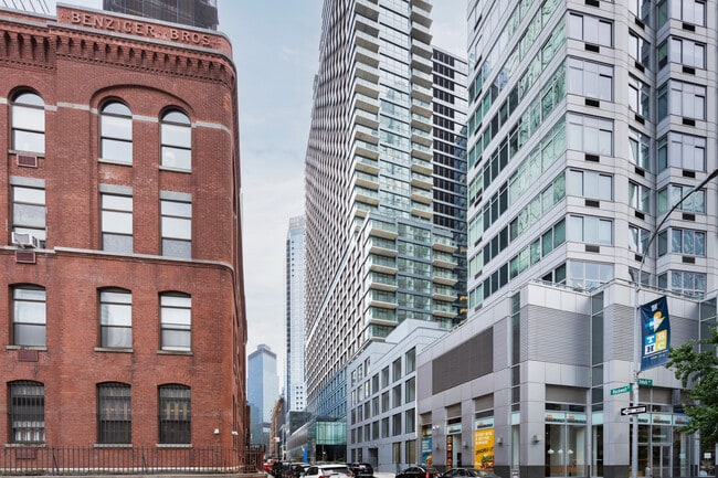 The Rocklyn in Brooklyn, NY - Building Photo - Building Photo