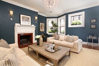 36 Pinckney St in Boston, MA - Foto de edificio - Building Photo