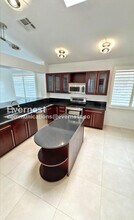 752 Wigan Pier Dr in Henderson, NV - Building Photo - Building Photo