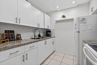 1251 SW 134th Way in Pembroke Pines, FL - Building Photo - Building Photo