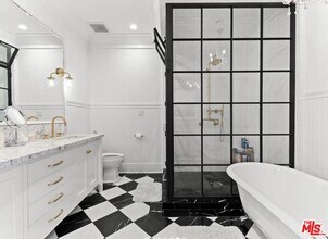 1421 Edgecliffe Dr in Los Angeles, CA - Building Photo - Building Photo