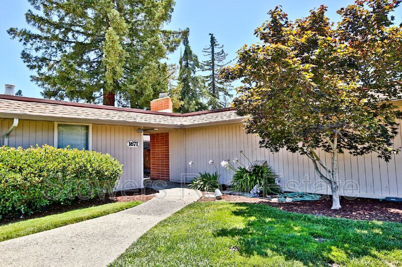 1671 Alvarado Ave in Walnut Creek, CA - Building Photo