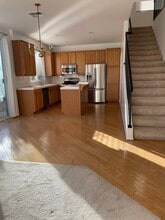 12110 Via Santa Rosa in Sylmar, CA - Building Photo - Building Photo