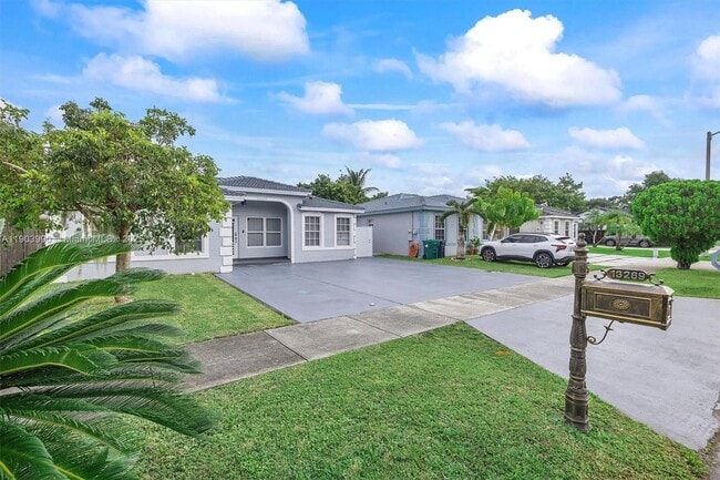 13269 SW 278th St in Homestead, FL - Building Photo - Building Photo